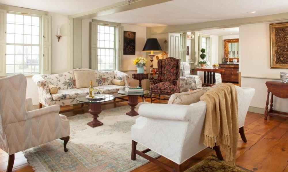 Six-Bedroom House interior